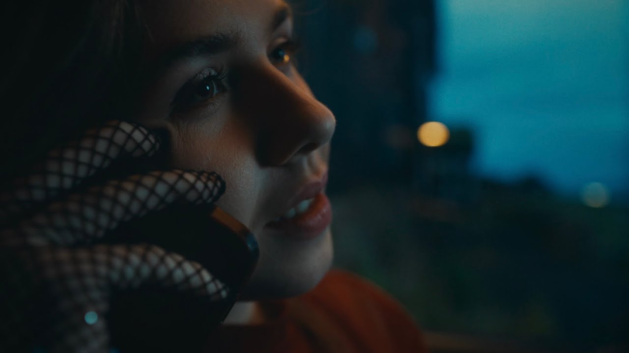 T&oacute;ra Tr&oacute;nd - Batmobil (Official music video)