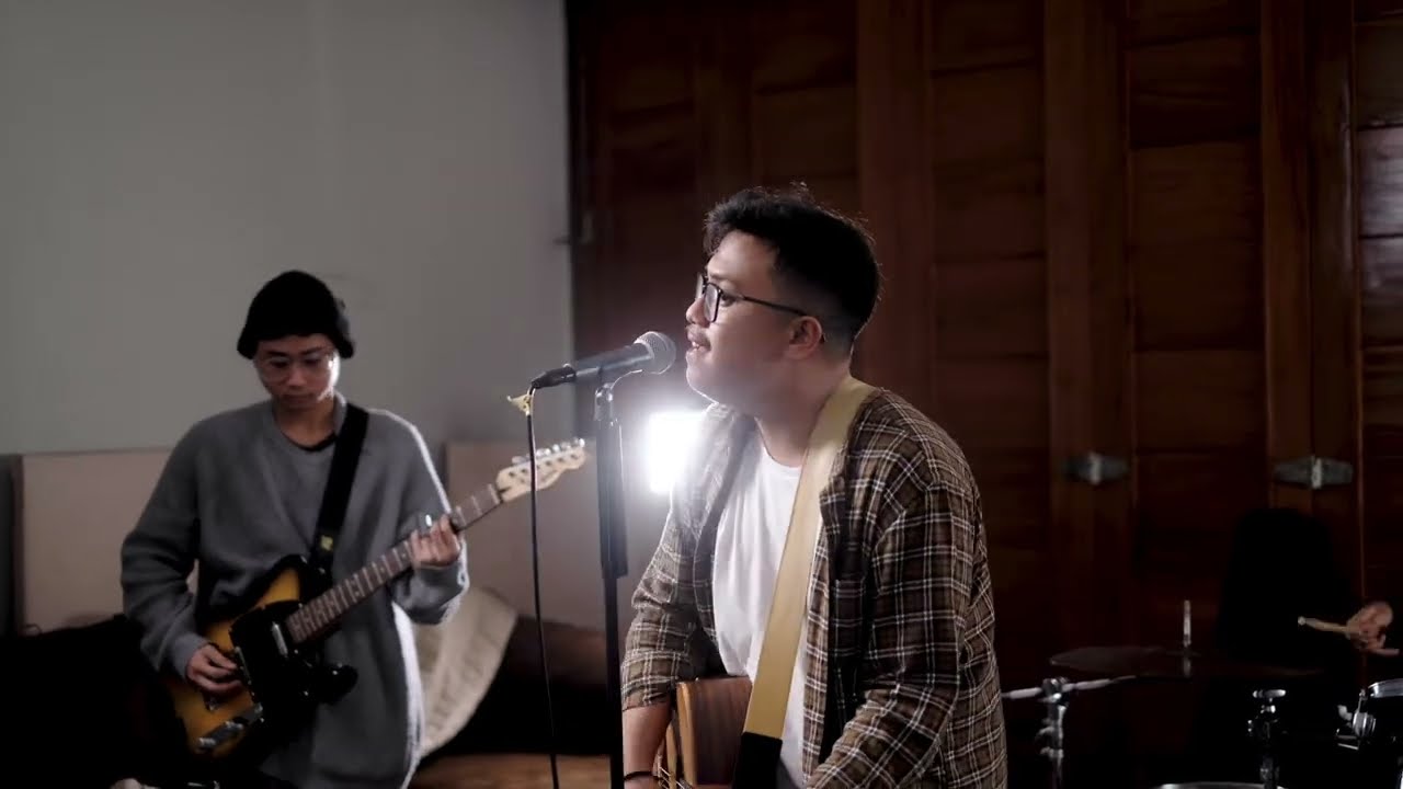 THRU - Postcard (Official Music Video)