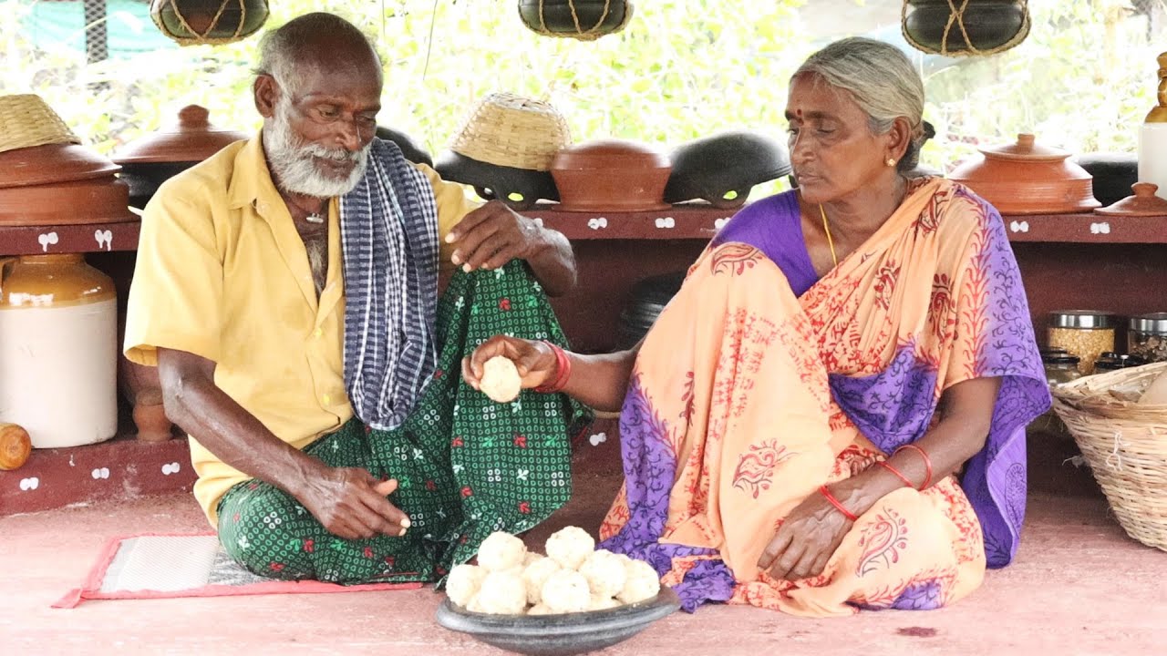 మృదువైన రవ్వ లడ్డు || Special Coconut Rava Laddu || Ranganayakamma Kitchen