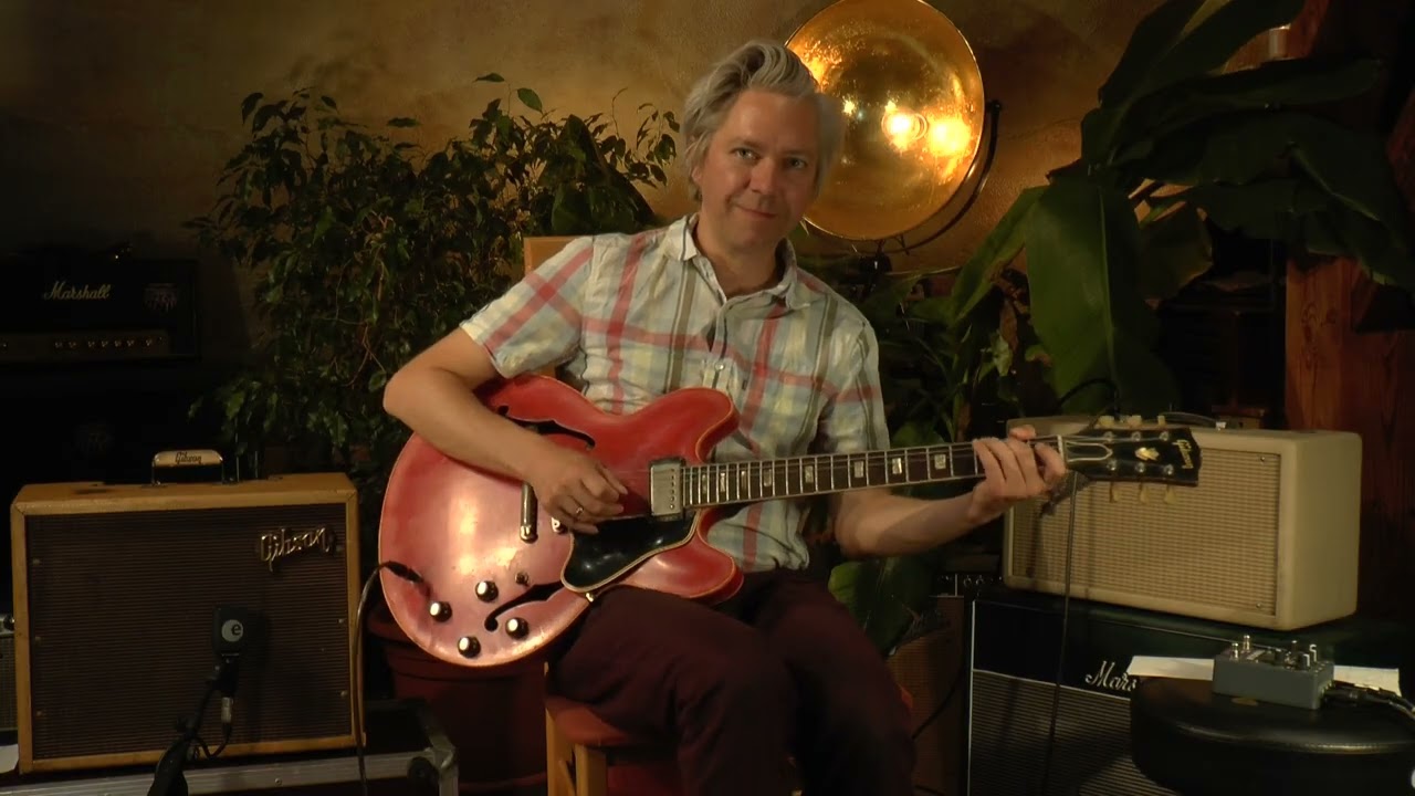 Gibson ES-335 TD 1963 & Gibson GA-8 Discoverer presented by Tobias Hoffmann @VintageGuitarOldenburg