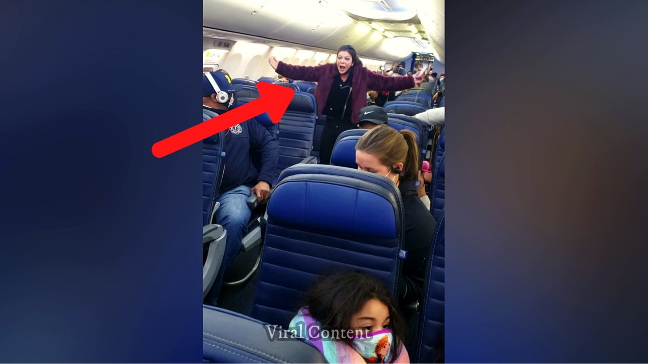 Anti Mask Karen Make Scene in Plane