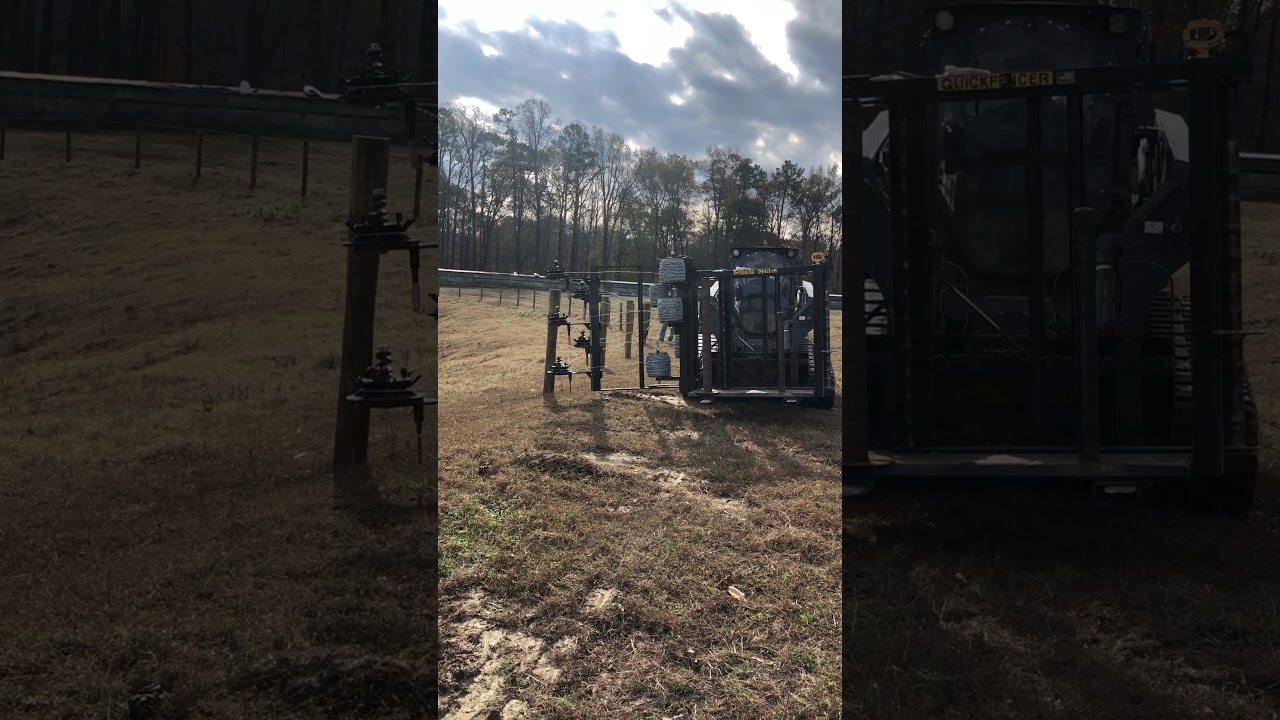 Quickfencer unrolls 5 strands of barbed wire