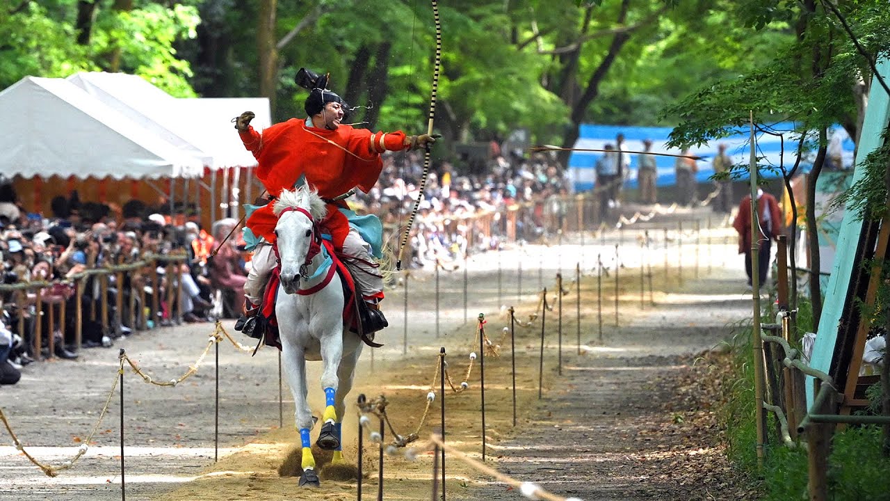 京都市左京区の下鴨神社で「流鏑馬神事」　
