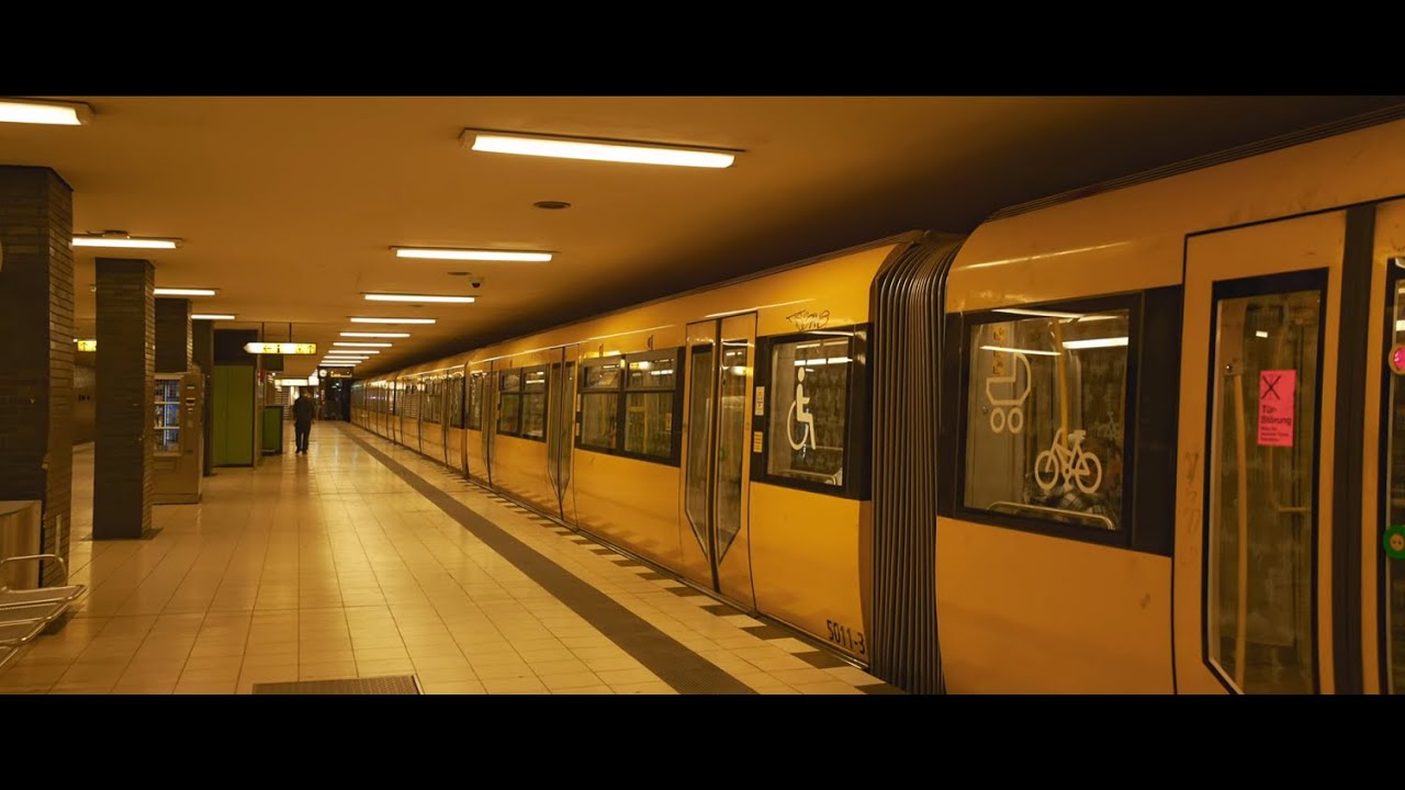 Germany, Berlin, U-Bahn ride from Blaschkoallee to Britz-Süd