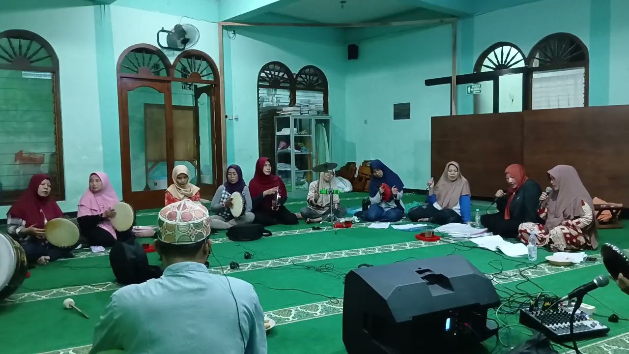 Cek sound penambahan mic hadroh