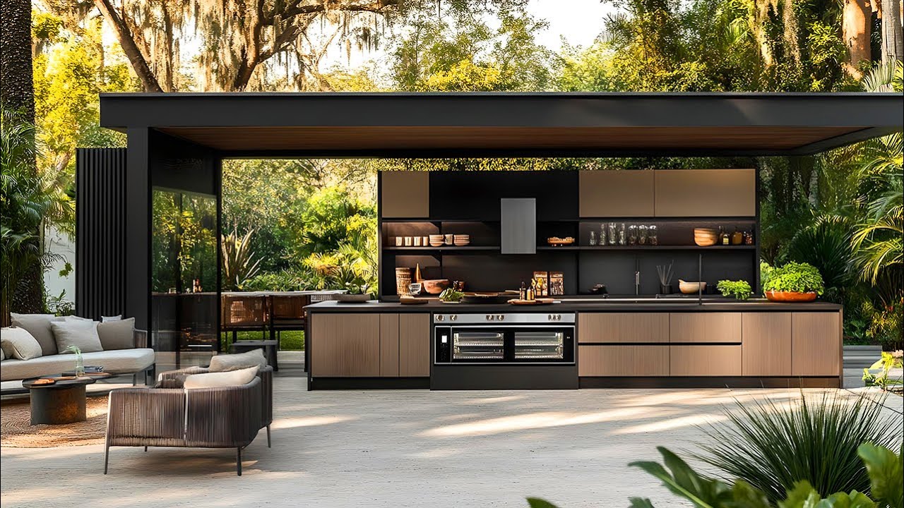 2025 Luxury Minimalist Homes with Sustainable Courtyard Kitchens & Cozy Backyard Patio Retreats