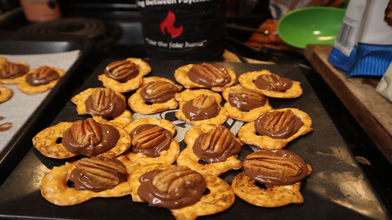 How To Make Pecan Rolo Pretzels