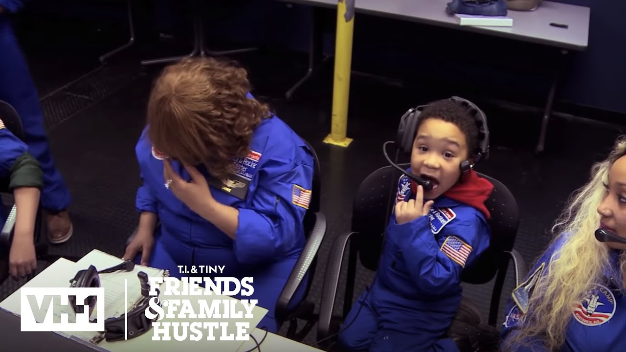 The Harris Fam Has Some Trouble In Space | T.I. & Tiny: The Family Hustle