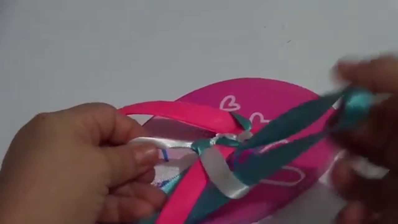 como hacer un tejido y decorar tus sandalias/sandalias con moños y listones/como hacer sandalias