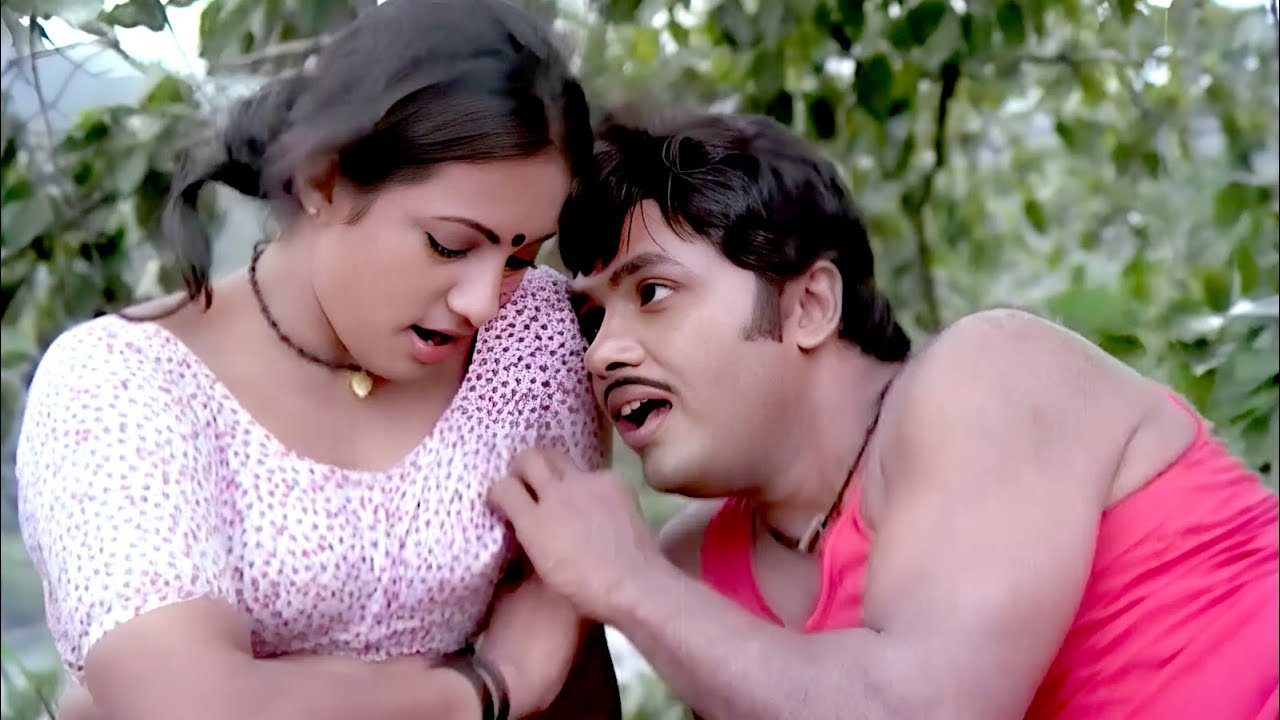 മുഖത്ത് നോക്കാറില്ലല്ലോ, വേറെ വല്ലിടത്തുമല്ലേ നോട്ടം Karimpana | Jayan | Seema