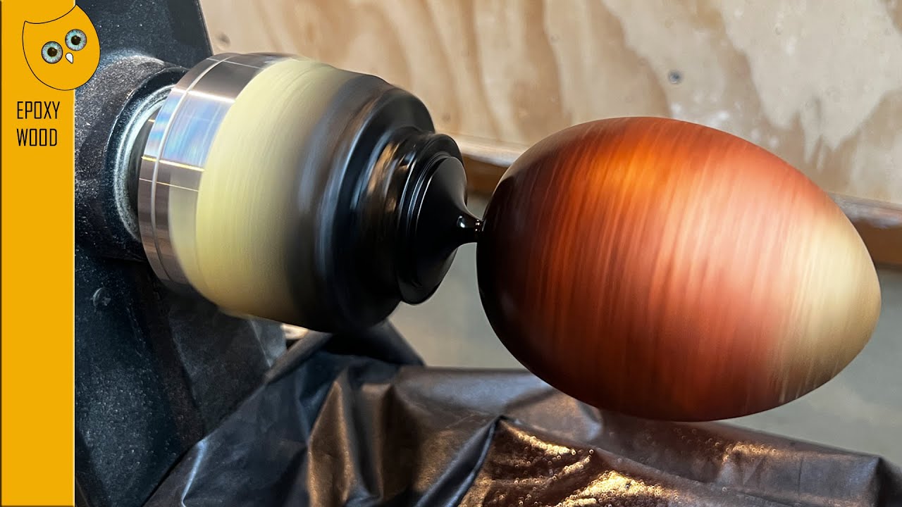 Woodturning: An unusual Easter Egg for a quirky gift! 🥚🥚