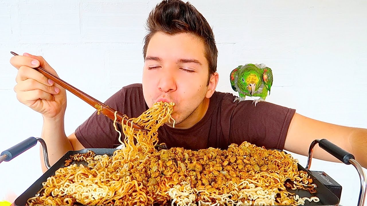 FRIED CHICKEN RAMEN NOODLE • Mukbang & Recipe
