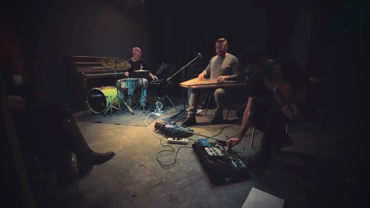 Tasos Poulios Trio - Subfeelings (Live in Zp87, Athens)