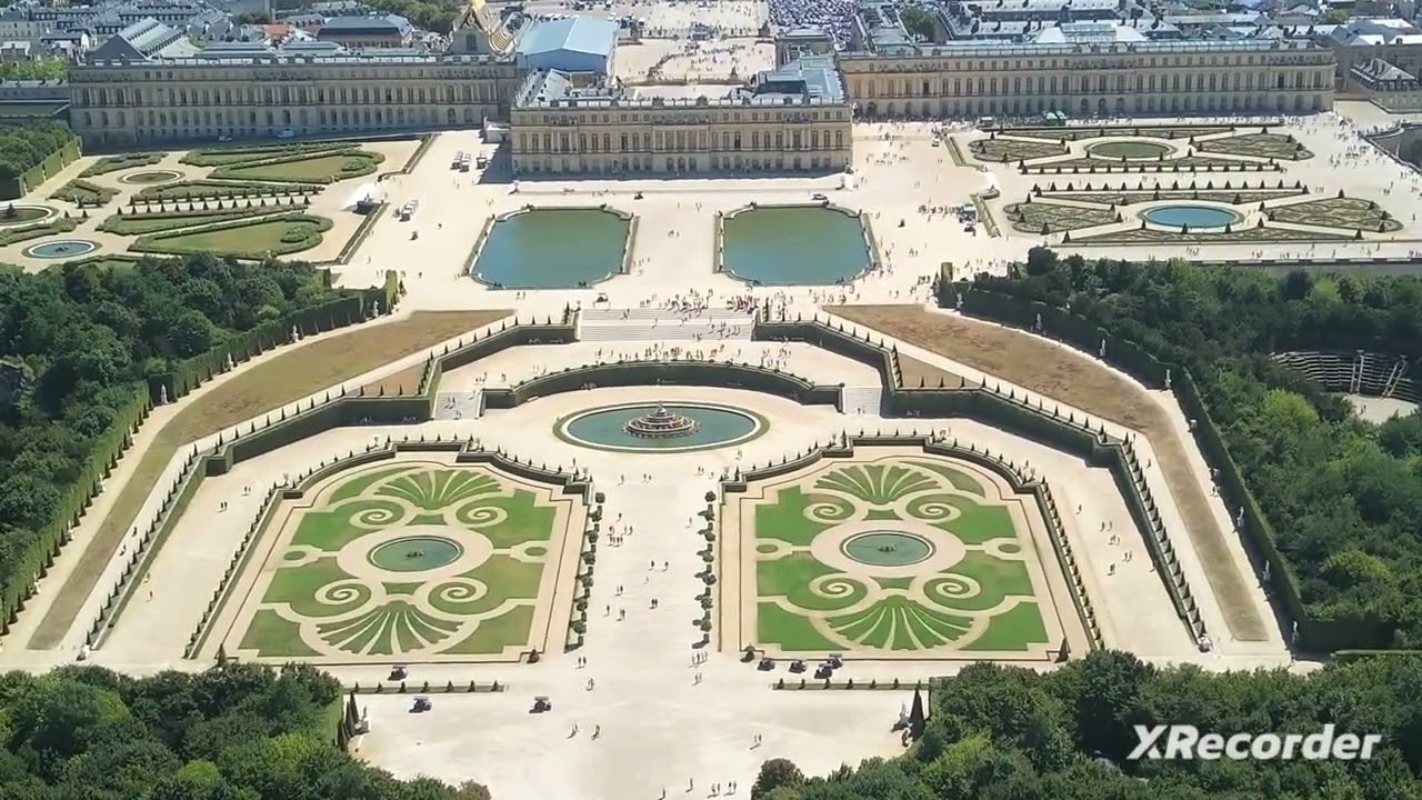 château de Versailles vu du ciel le 3 août 2022 avec un drone dji mini 2