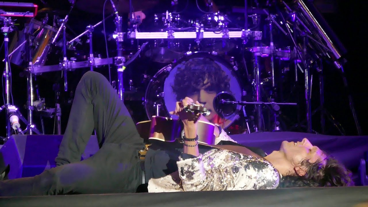Ermal Meta - Le luci di roma (Live @ Villafranca di Verona 2018)