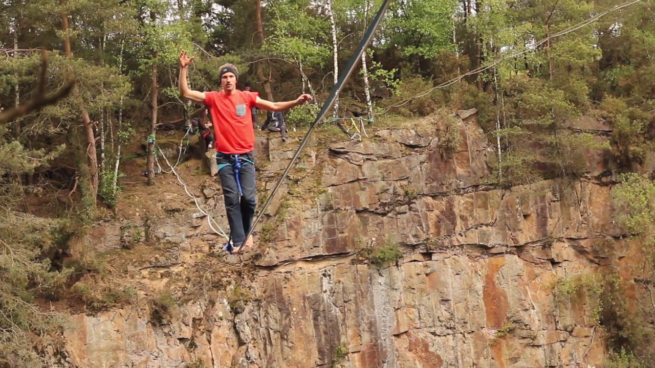 MID'WATERLINE / HIGHLINE &agrave; FOUGERES avec BZ'SLACK & PARISLACK