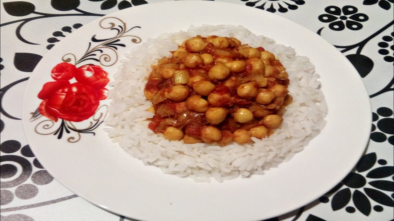 Curry di ceci al pomodoro all'indiana (ricetta vegana)