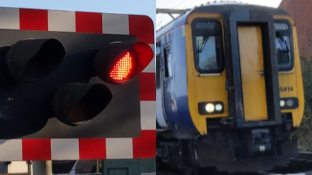 Navigation Road Level Crossing 