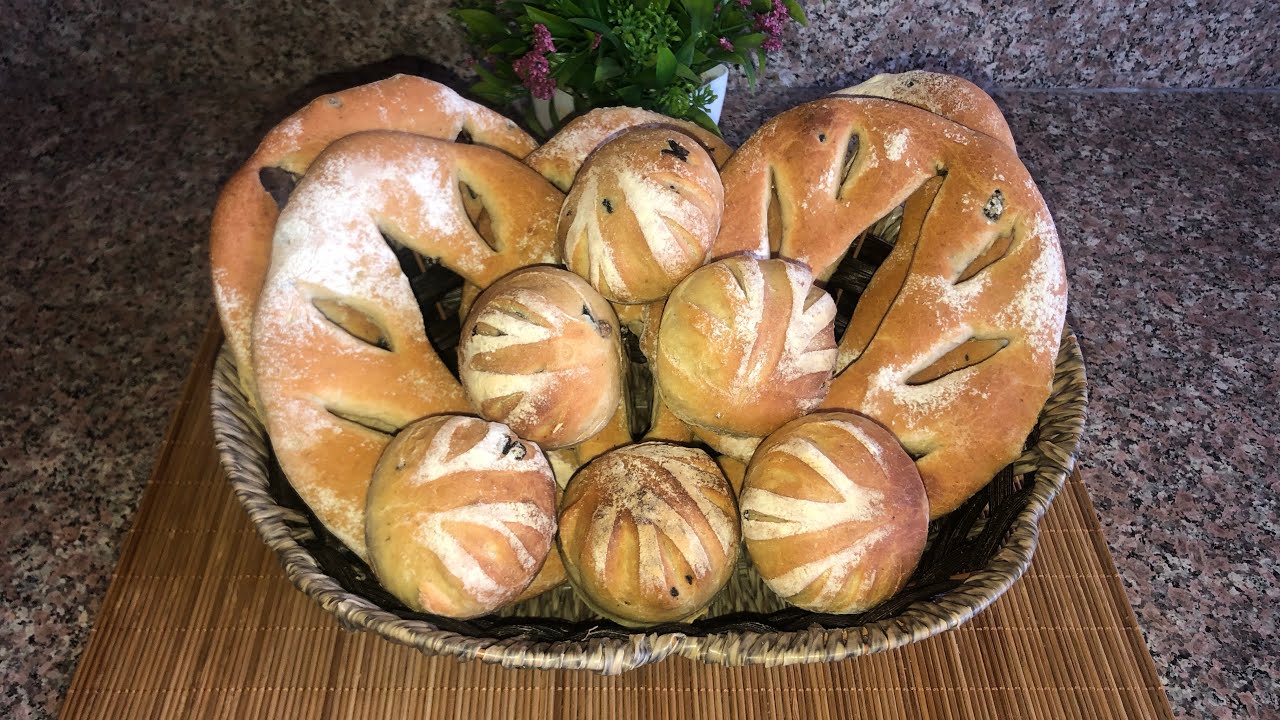 خبز 🥨 فوكاس بالزيتون الأسود والزعتر لذاقو ميشبعش منو ياسلام يستحق التجربة 👌🏻👌🏻