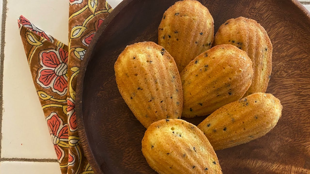 Black Sesame Madeleine Cookies (+ Black Sesame Paste) - Small Batch