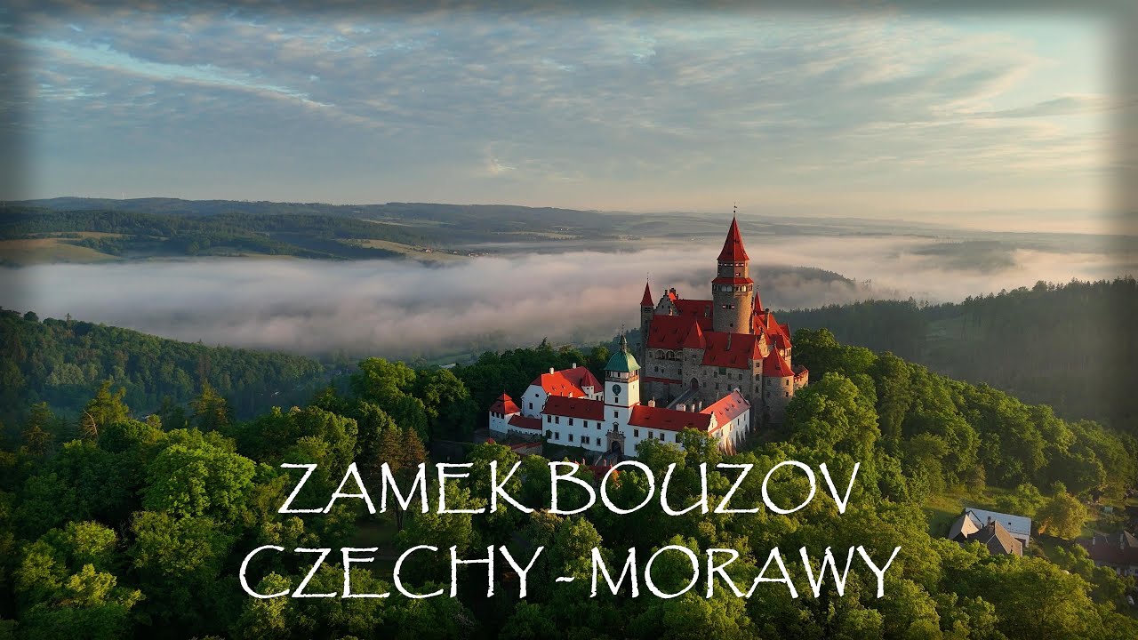 ZAMEK BOUZOV Czechy 4K | Drone Movie | DJI Mini 4 Pro