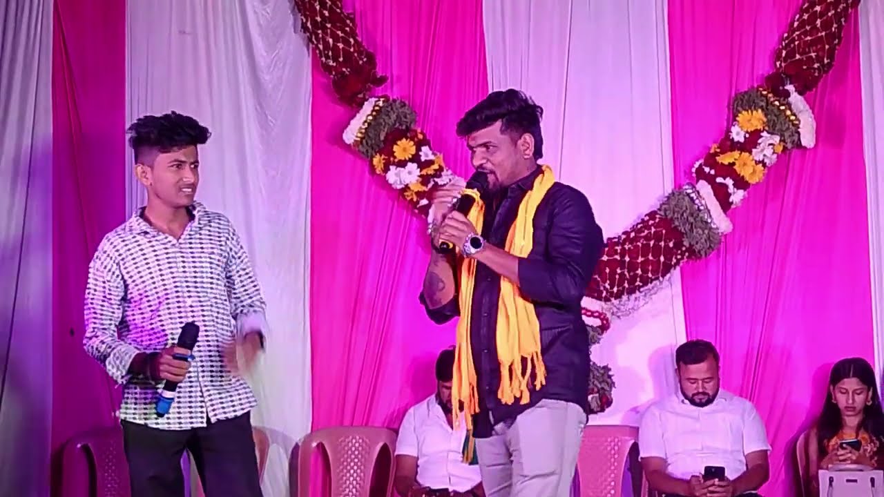 ರೊಕ್ಕ ಅಂತ ಯಾಕೆ ಸಾಹಿತಿ ರೊಕ್ಕ ಇದ್ದವನ ಬೆನ್ನ ಹತ್ತಿ