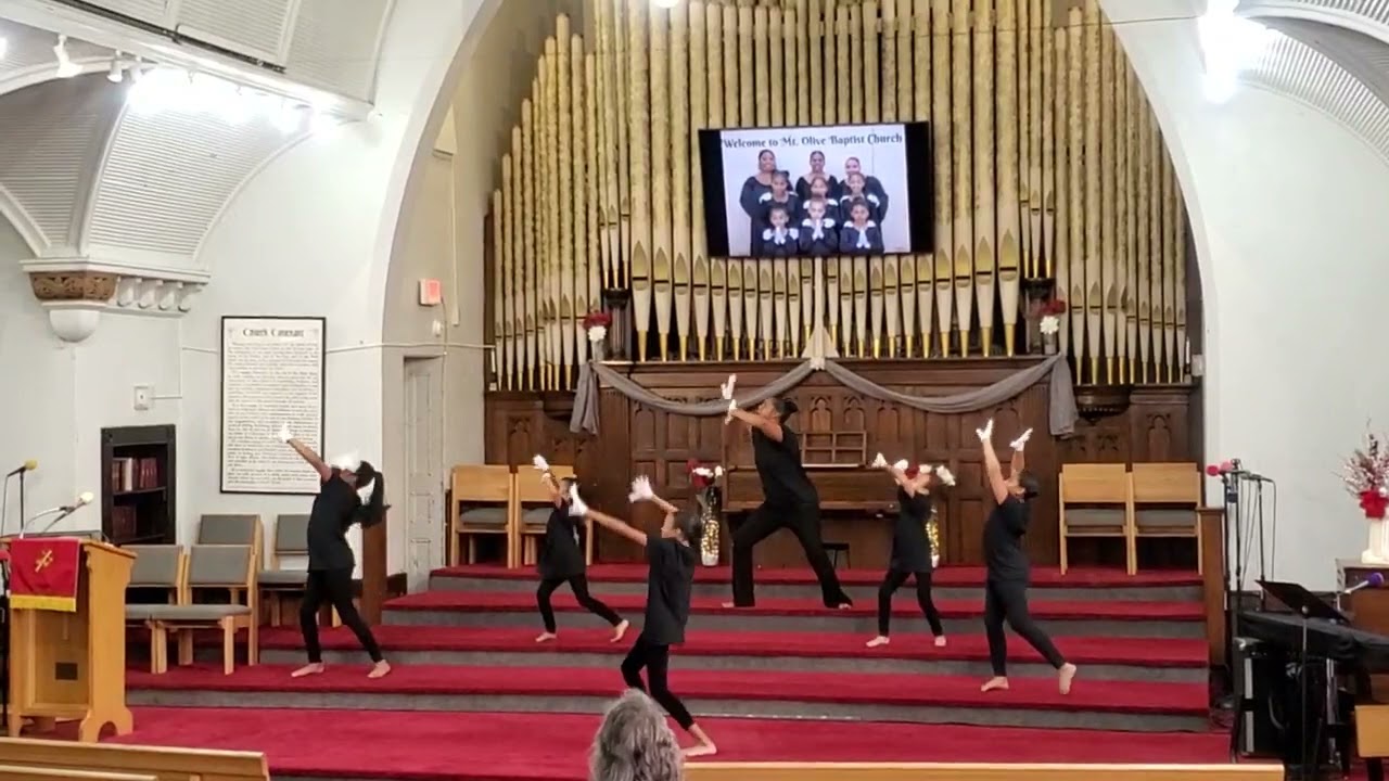 Set the Atmosphere praise dance