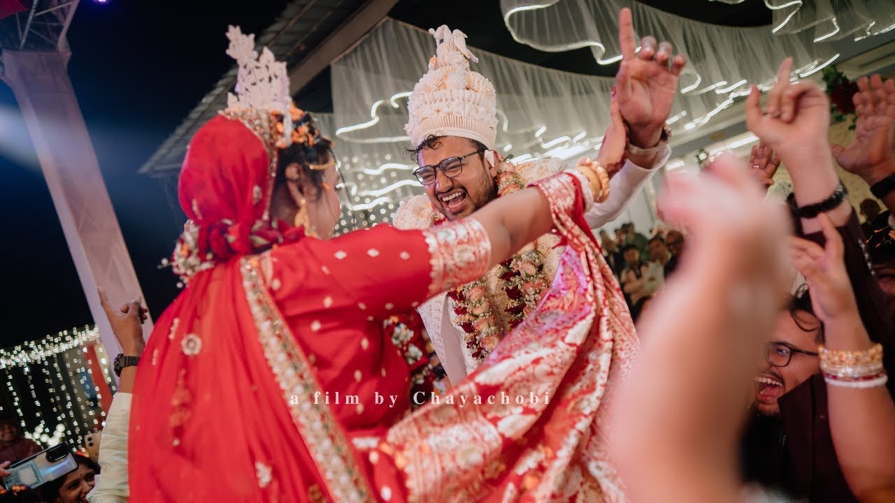 স্নিগ্ধ রঙ, মধুর মুহূর্ত… আমাদের বিয়ের যাত্রা শুরু হলো 🕉️ || ছায়াছবি - Chayachobi