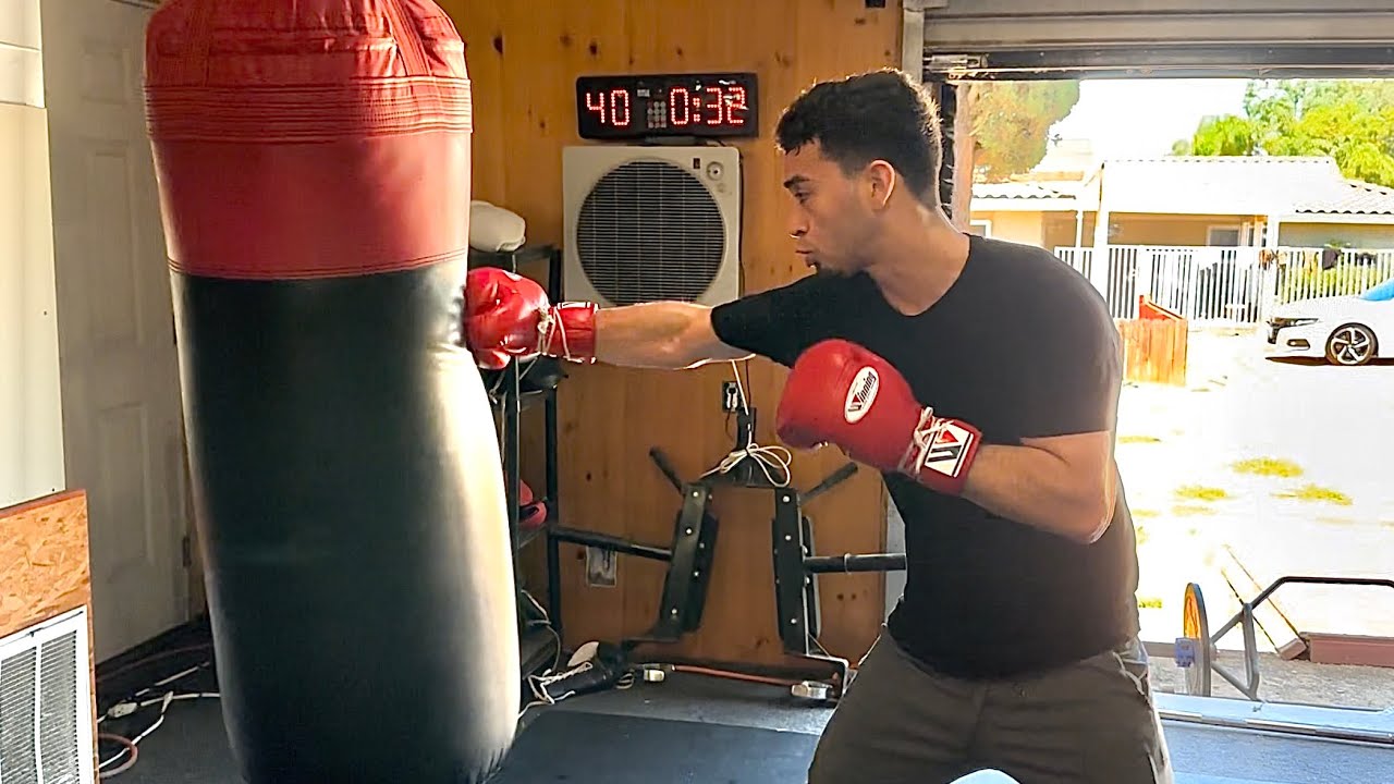 RAYO VALENZUELA SMASHING THE HEAVY BAG FOR PITBULL CRUZ FIGHT! & IN TIP TOP SHAPE
