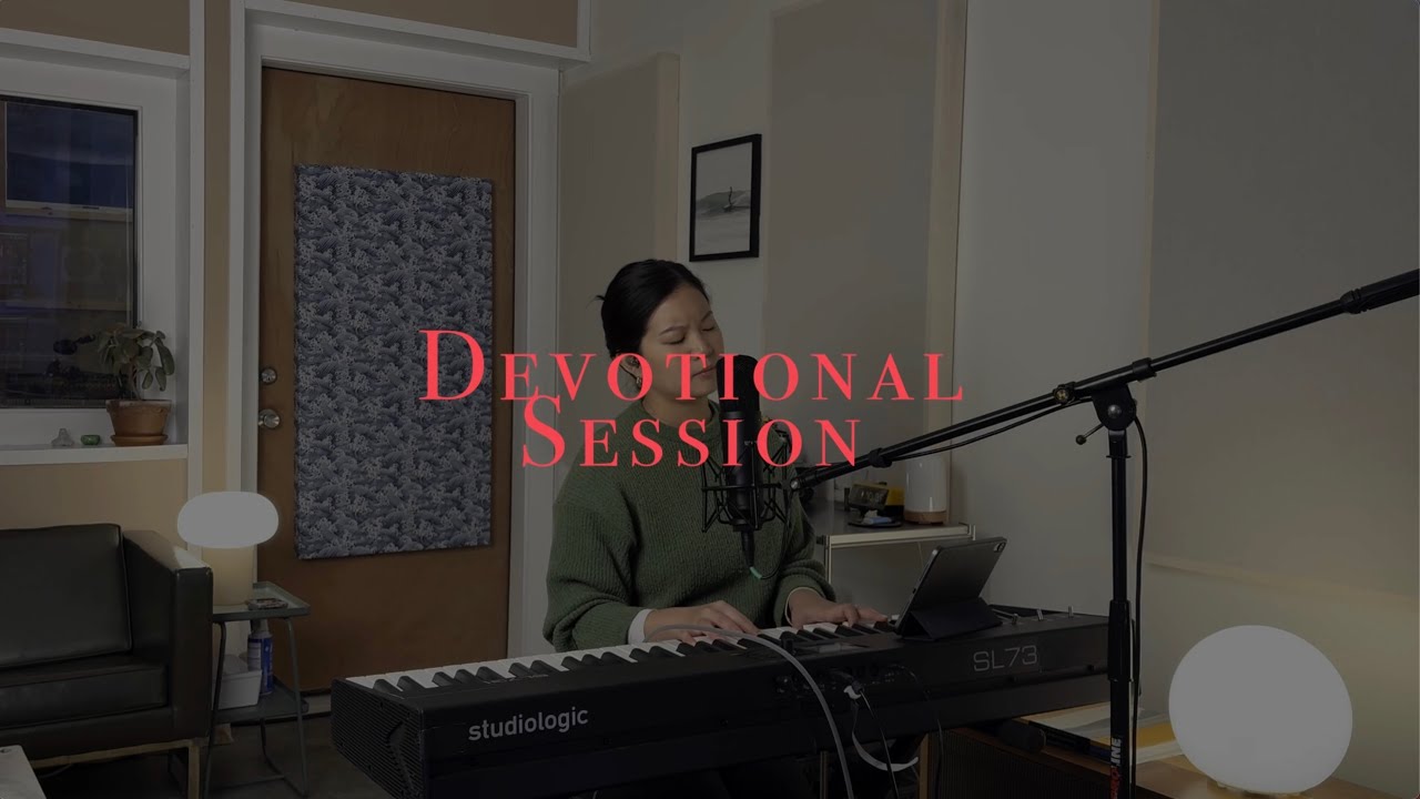 Devotional Set | Holy Forever (Christmas) + Shout To The Lord Cover | Susanna Hong