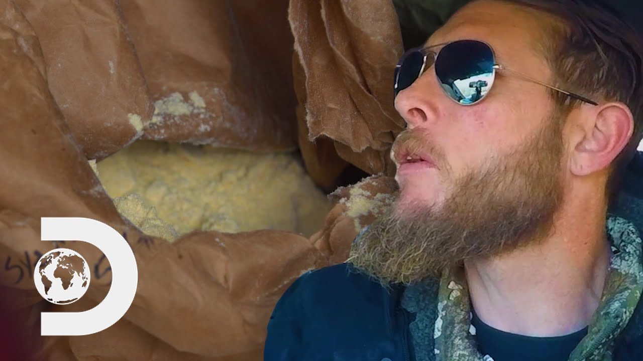 This Risky Moonshine Run Is A Federal Offense! | Moonshiners