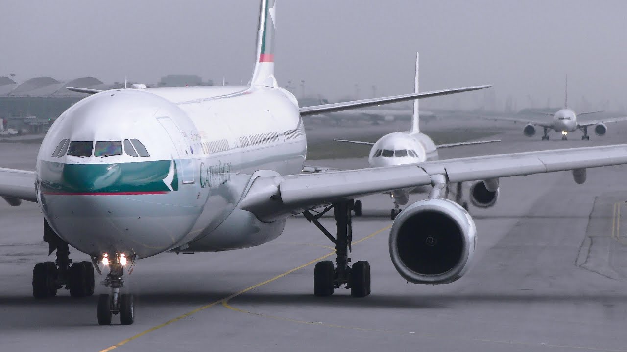 Cathay Pacific Dragonair Airbus A330 Full Flight Hong Kong to Xiamen. CX5618 /  KA618