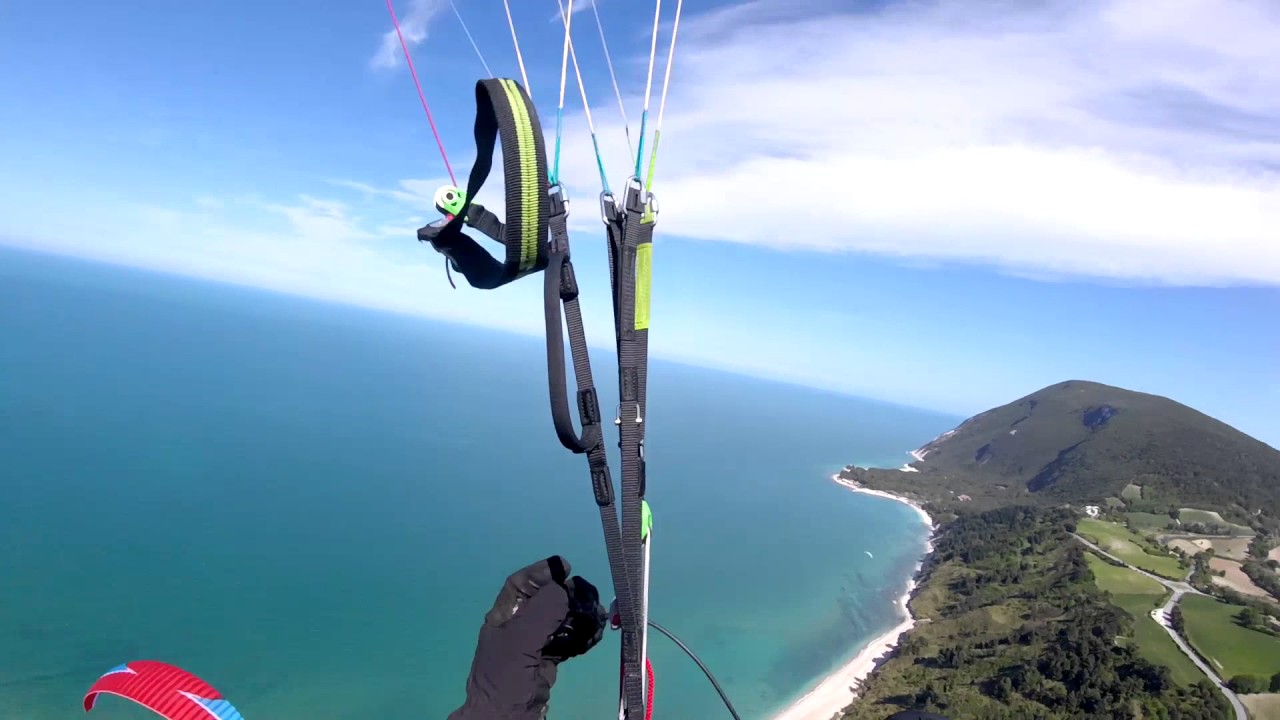 Parapendio al Conero