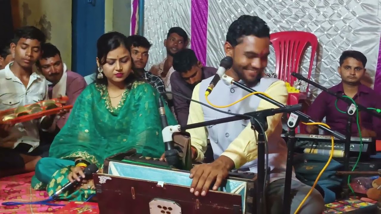 बुन्देली युगल गीत)टारत है टऊका घरे काम के पकरत न हसिया करत हैं बहाने घरे काम के सिंगर//नीरज धमाल❤