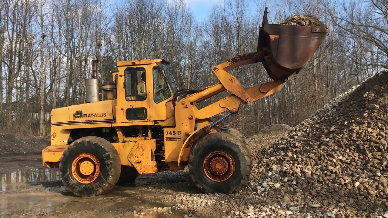 ALLIS-CHALMERS 745B For Sale