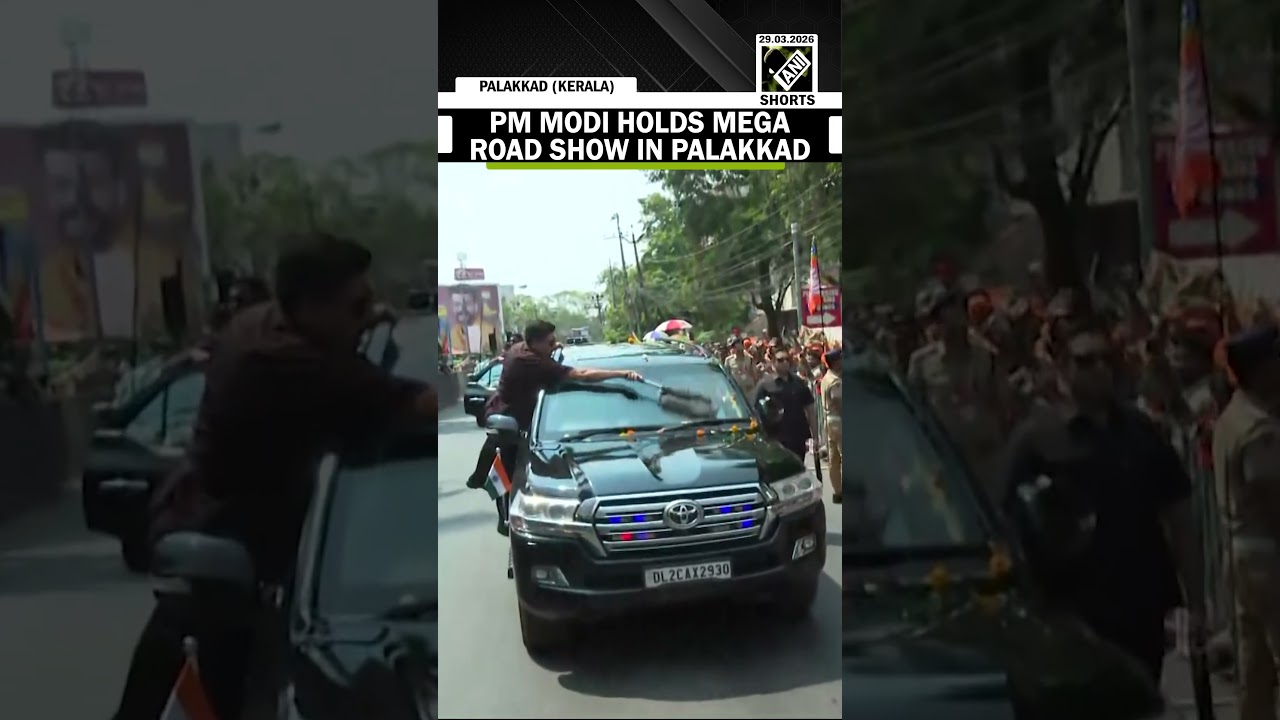 PM Modi holds mega road show in Kerala&rsquo;s Palakkad ahead of Elections