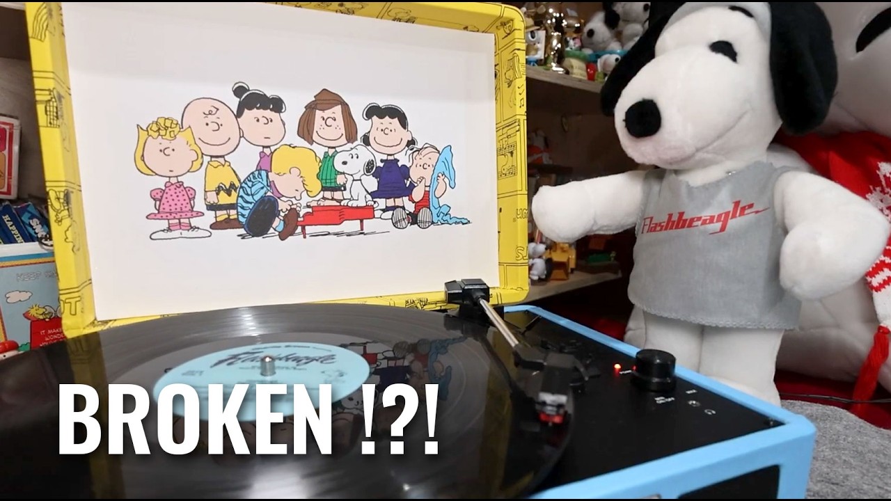 Broken!?! Fixing a Peanuts Cruiser Turntable by Crosley | CollectPeanuts.com