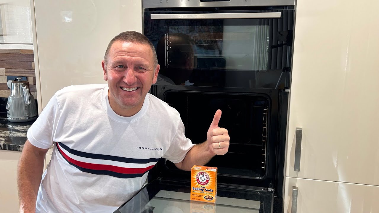 EASY FAST Oven Cleaning trick nobody tells you with NO Harsh Chemicals.