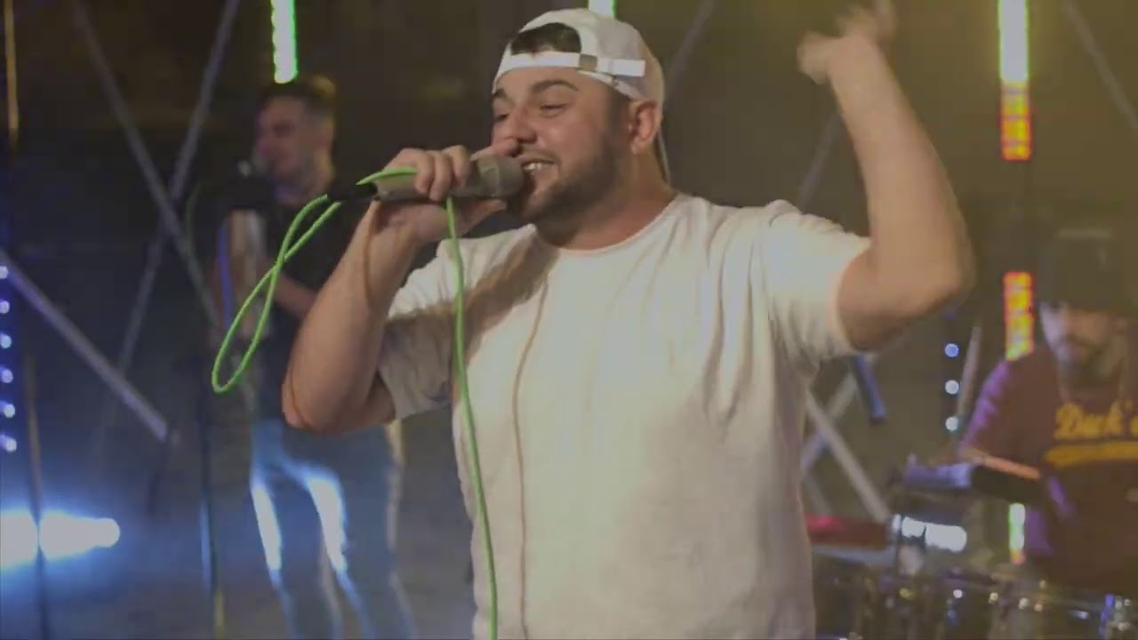 El Apache Ness - En Vivo