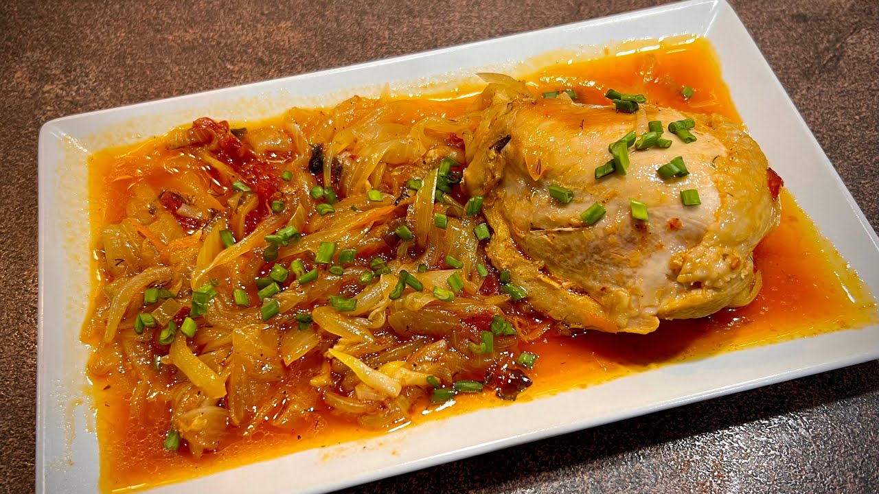 Лучена яхния с пилешко месо / Цыпленок в луковом соусе/ Chicken in onion sauce