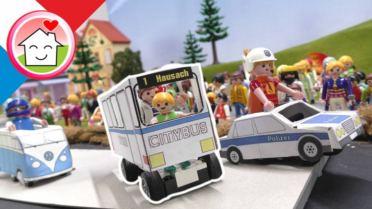 Playmobil en francais La famille Hauser &agrave; la folle course de savons