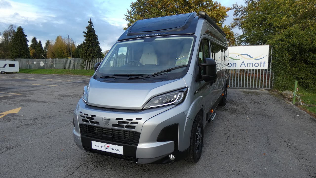 Новый Auto-Trail V-LINE 635 Sport с автоматической коробкой передач стоил 84 892 фунта стерлингов...