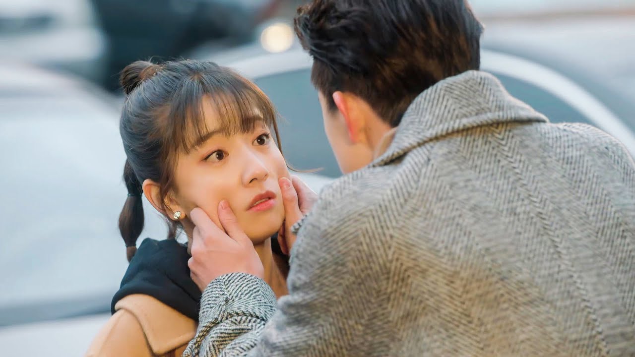 ซินเดอเรลล่าเป็นคนรักในวัยเด็กของซีอีโอที่เขาตามหามาเป็นเวลา 10 ปี ทำให้เขาเต็มไปด้วยความทรงจำ!