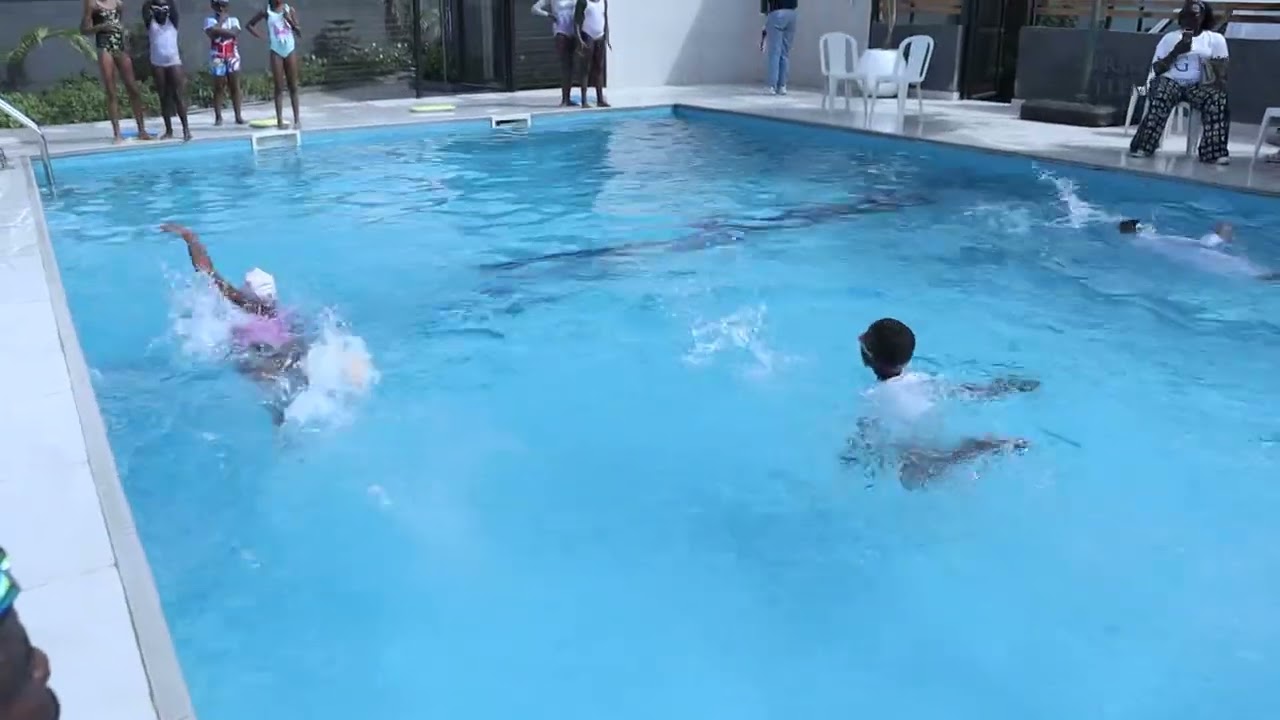 Pershing Hills Elementary | Swimming Splash Fall 25