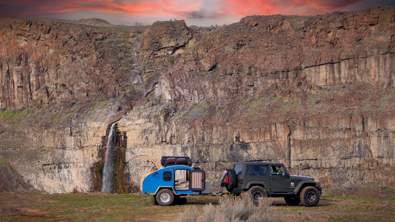 Cliffside Camping in the PNW