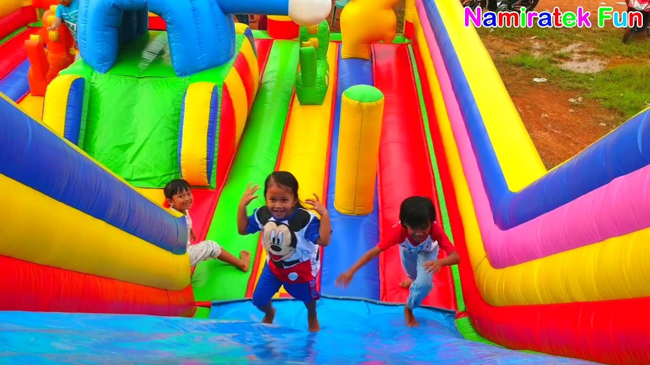 Naik Istana Balon Doraemon Odong odong Mainan Anak baju mickey mouse Kids Pool Fun Baloons Castle