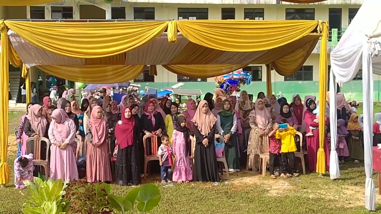 Kegiatan tasyakuran Pelepsan siswa kelas 9 mts darul huda pusat tahun 2022