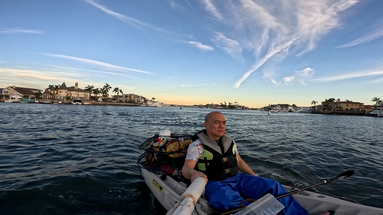 First time kayak lobster hooping Huntington Beach (Anaheim Bay) jetties