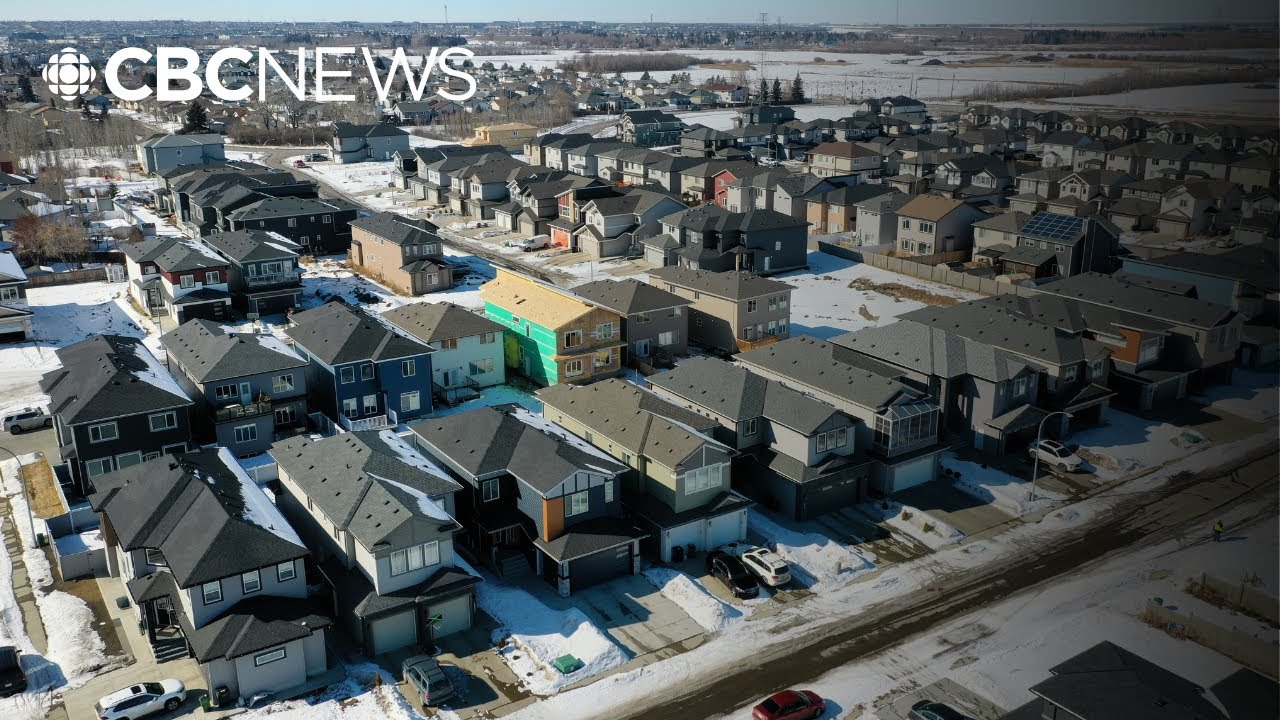 Edmonton building different kinds of homes in hopes of keeping up with booming population growth