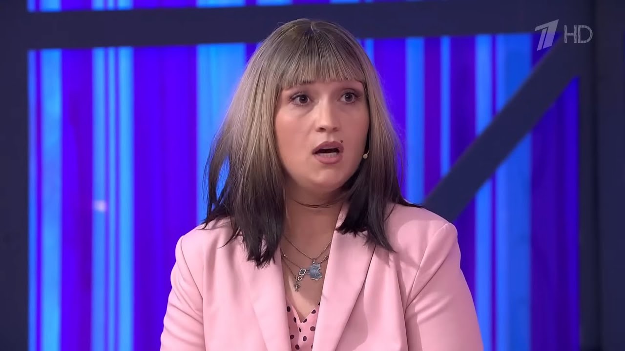 То она «бедная» мать, то королева стримов — где правда?